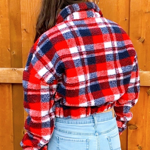 Zaful cropped plaid sherpa pullover - Picture 4 of 4